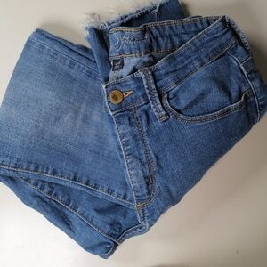 Universal Thread Skinny Jean with Raw Hem size 4/27.